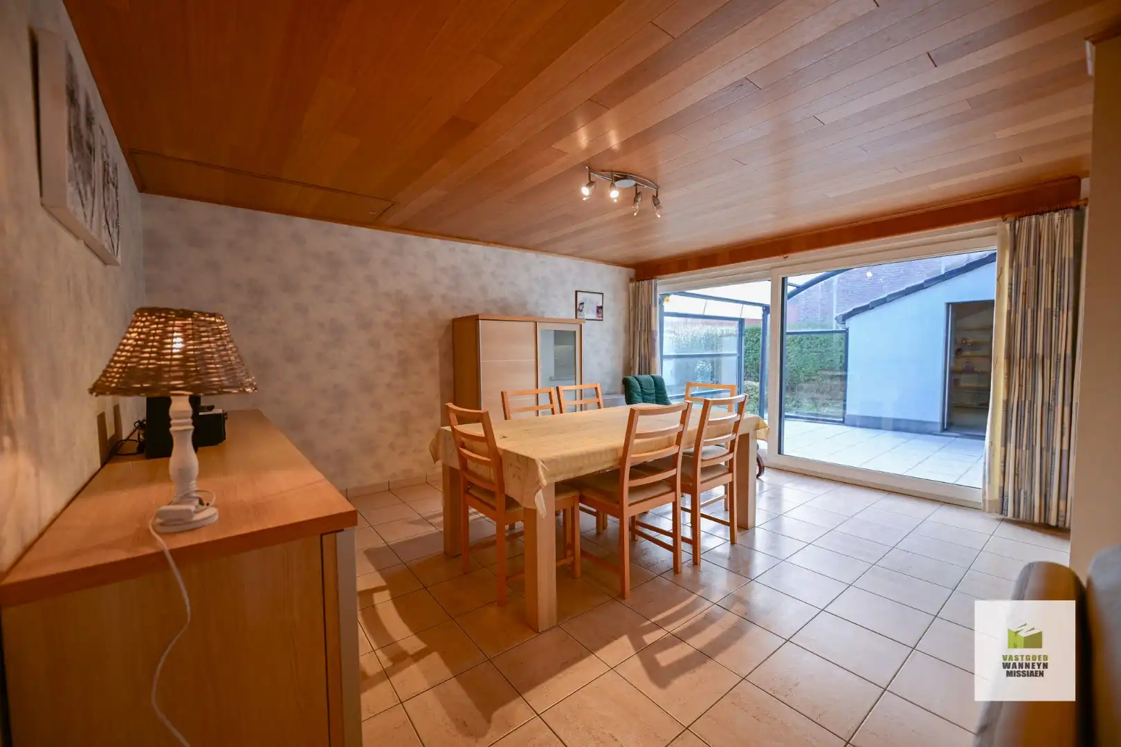 Knusse woning met 1 slaapkamer, gezellige tuin, garage en parking foto 7