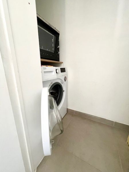 Nabij UZ, AANGENAAM EN RUSTIG GELEGEN APPARTEMENT foto 6