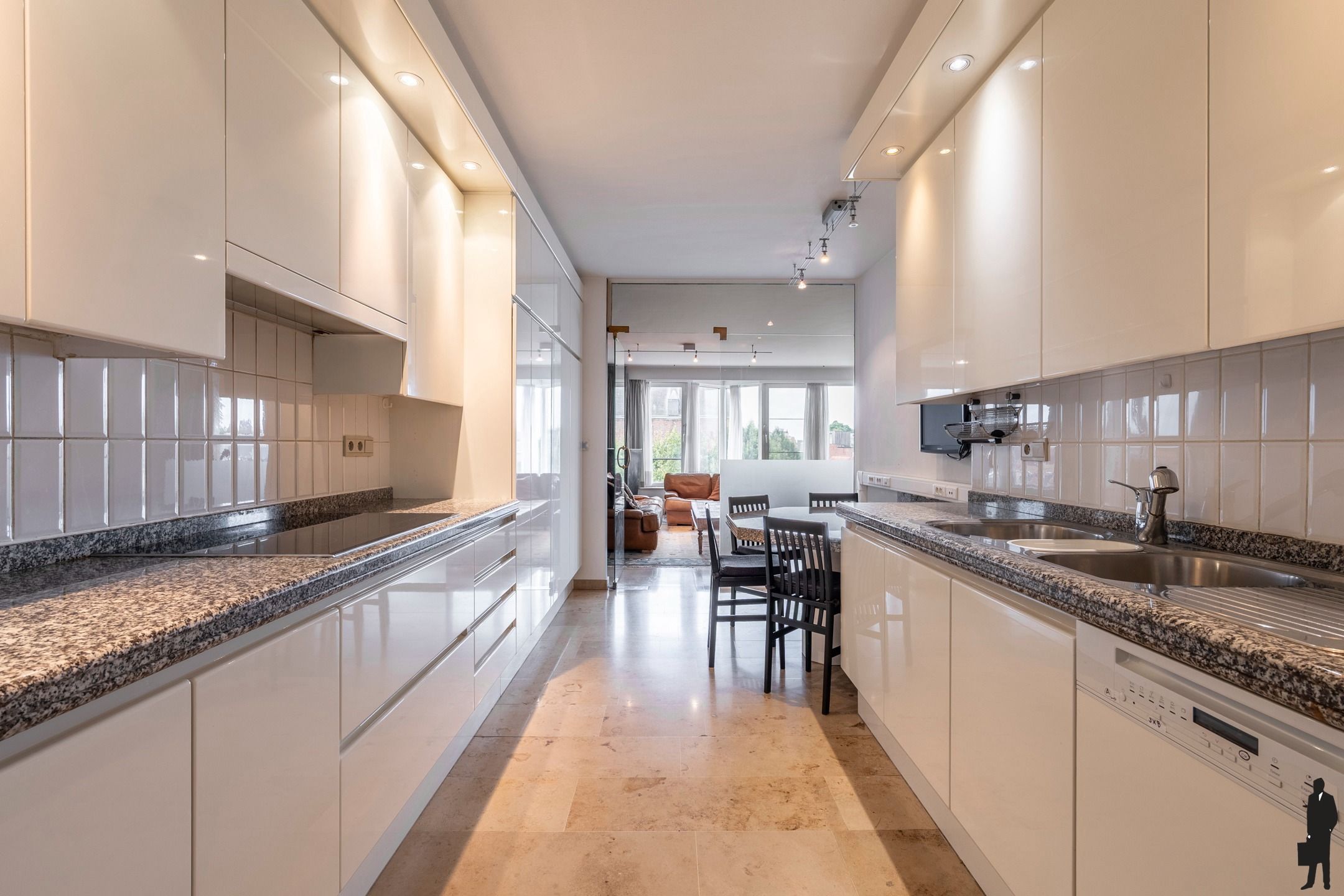 Appartement van ca. 134 m² aan de Grote Markt foto 11