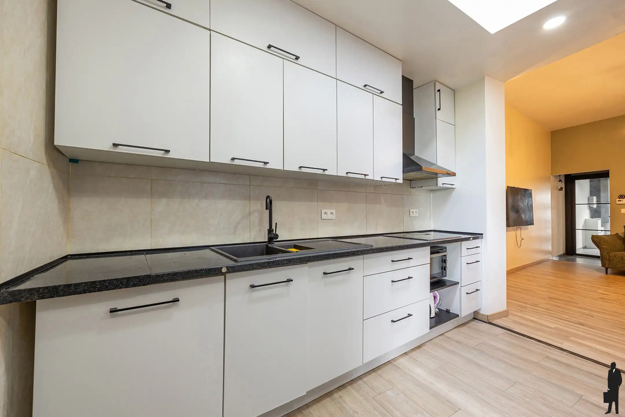 Gerenoveerde woning met garage & zonnige tuin in Steendorp foto 5