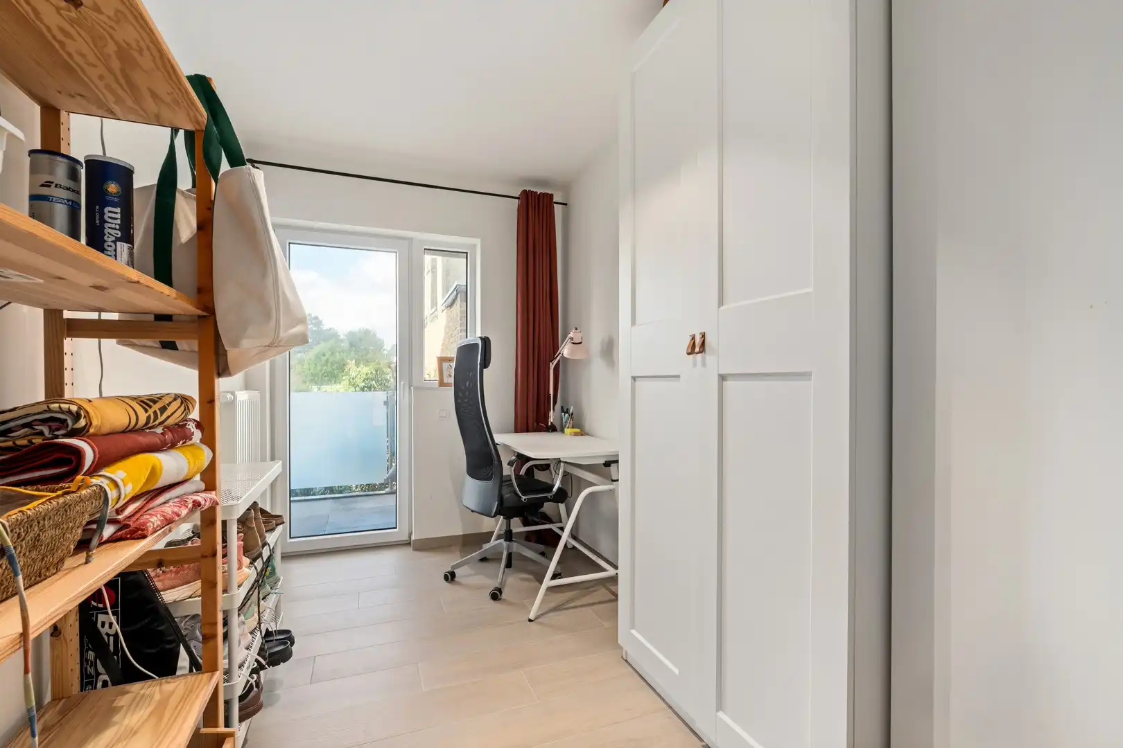 Gerenoveerd appartement met zonnig terras foto 11