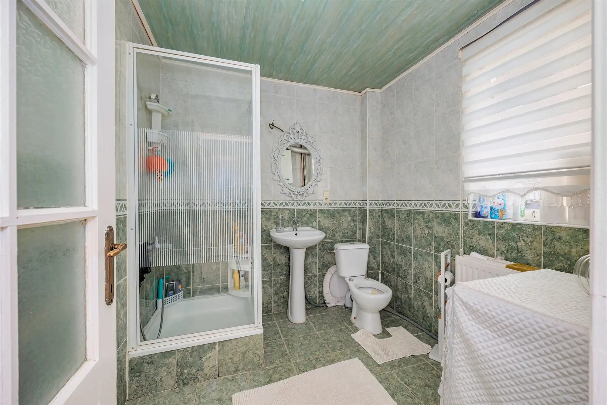 Ruime woning met 4-5  slk + 2 badk + grote tuin aan Park Spoor Noord foto 12