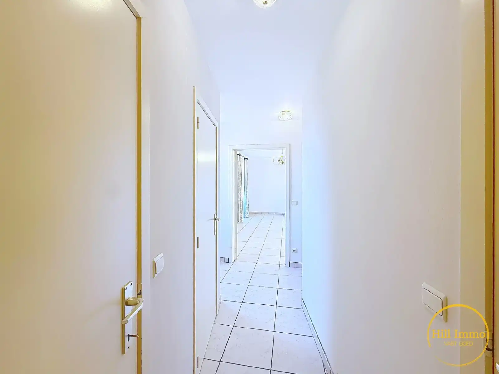 Te huur: dakappartement met garage in Langemark-Poelkapelle foto 11