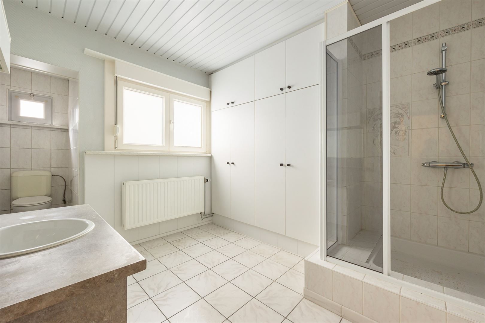 Leuke gezinswoning met 3 slaapkamers op centrale locatie foto 16