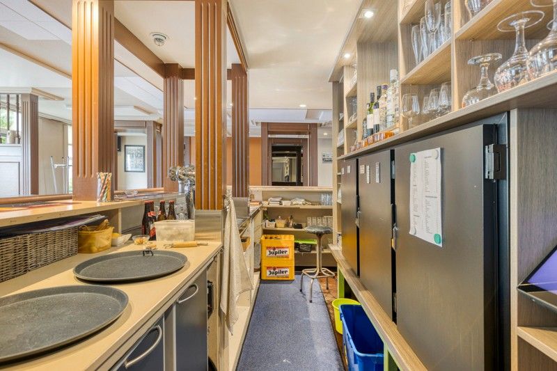 Handelspand met woonmogelijkheid en tuin – ideaal voor renovatie of herontwikkeling foto 13