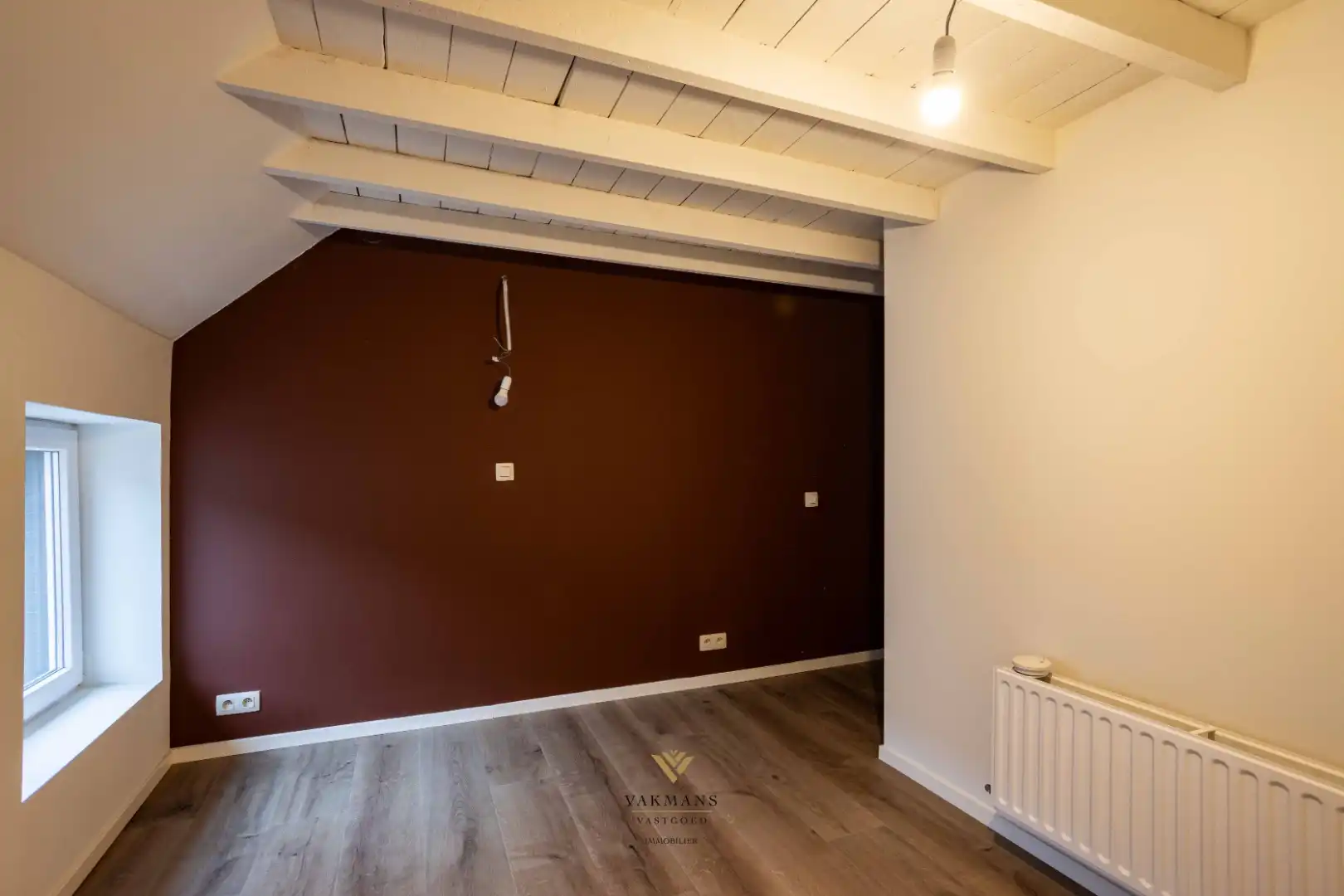 Prachtige gerenoveerde woning met 3 slaapkamers en tuin foto 34