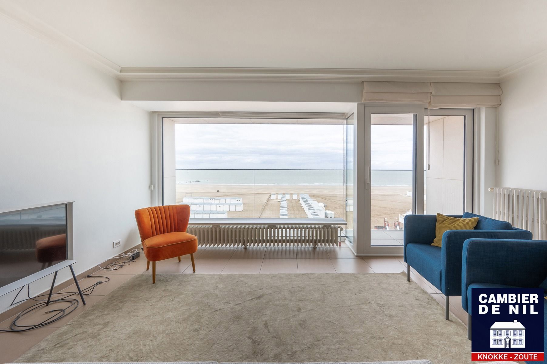 Gemeubeld appartement met frontaal zeezicht foto 8