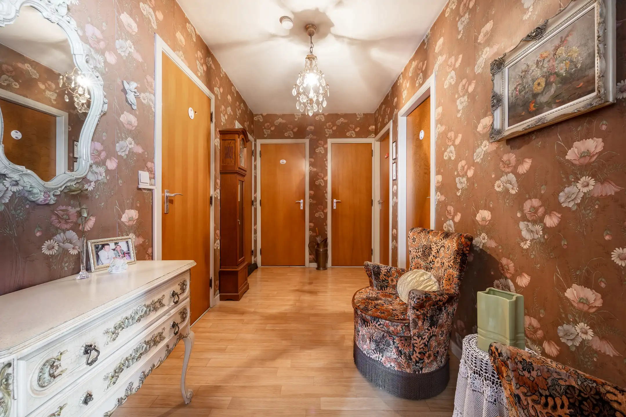 Goed gelegen appartement met 2 slaapkamers en terras foto 12