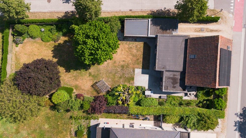 Instapklare villa op 817 m² met ruime tuin in Zeveneken (Lochristi) foto 18