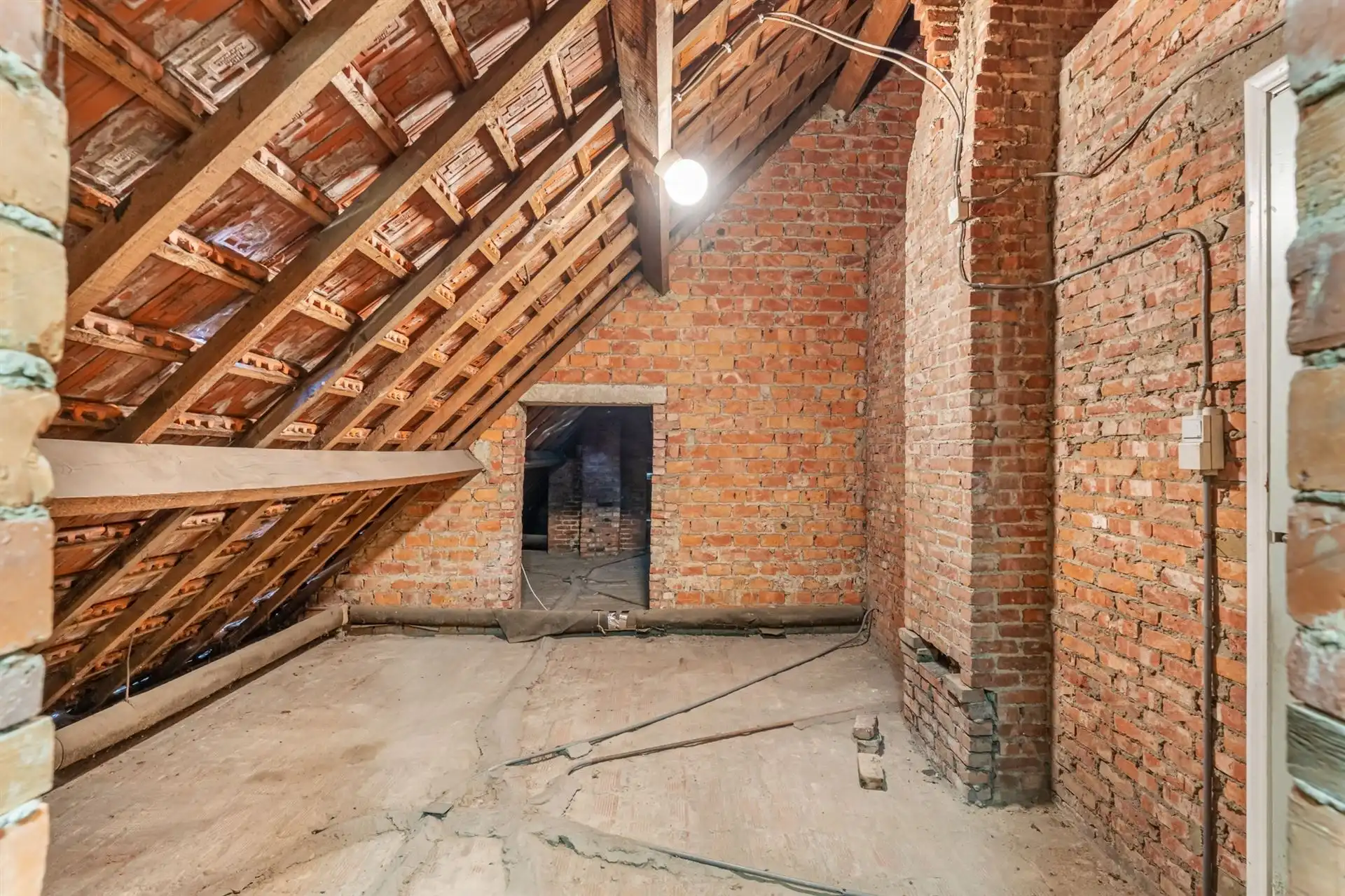 Eengezinswoning met tuin. foto 23