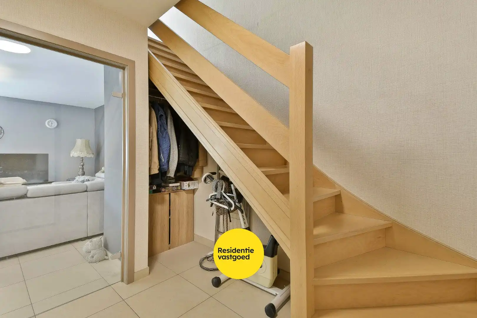 Duplex-appartement in rustige residentie met twee slaapkamers en terras foto 6
