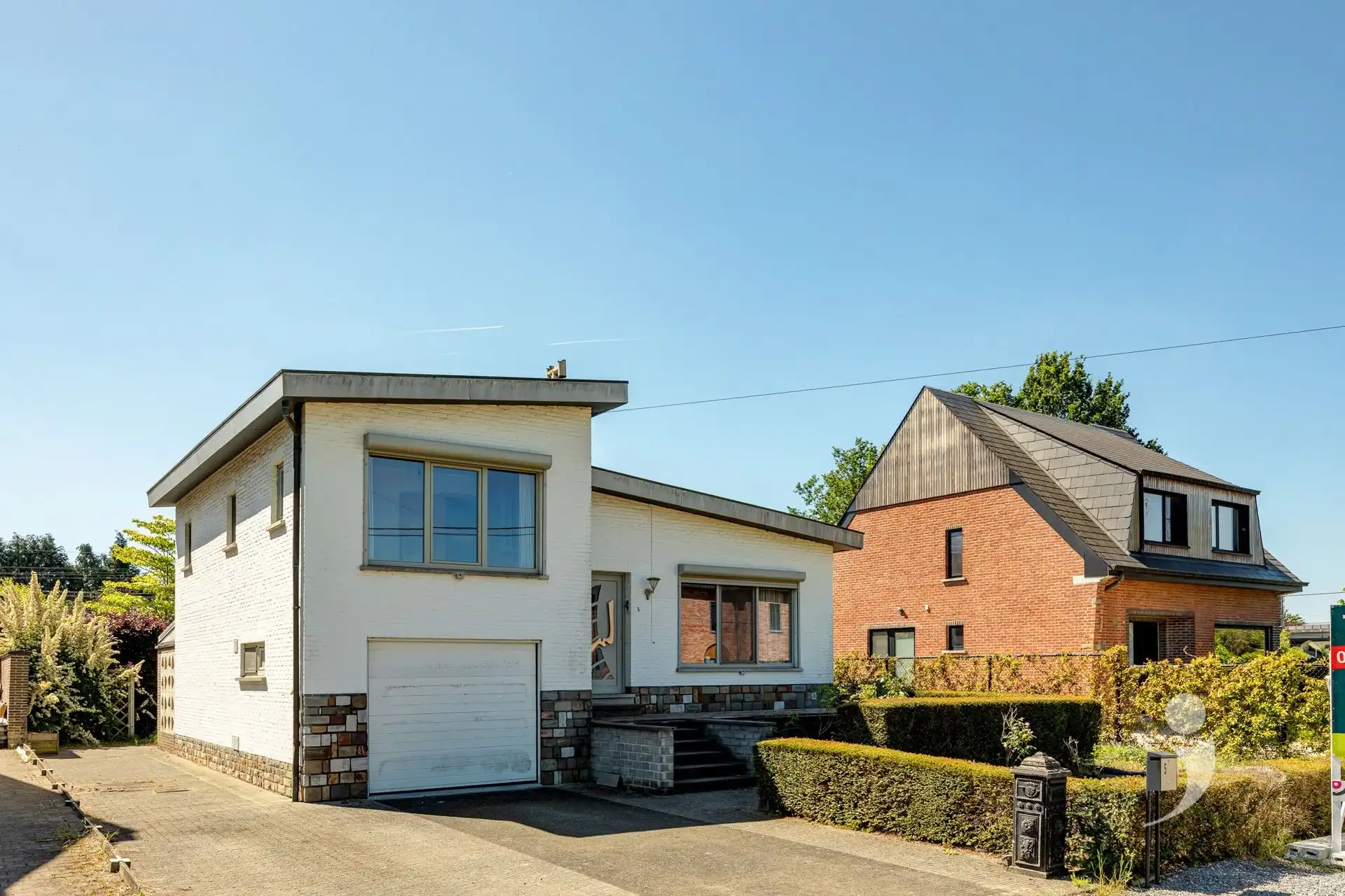 Te renoveren woning op een zonnig perceel foto 33