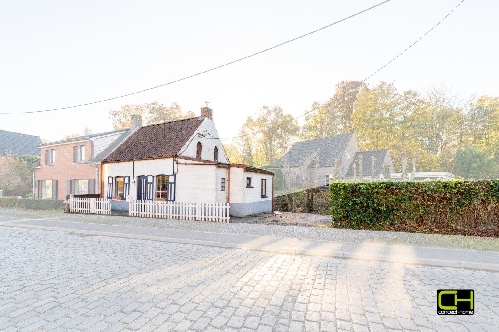 Knusse starterswoning te koop in LIEVEGEM! foto 2