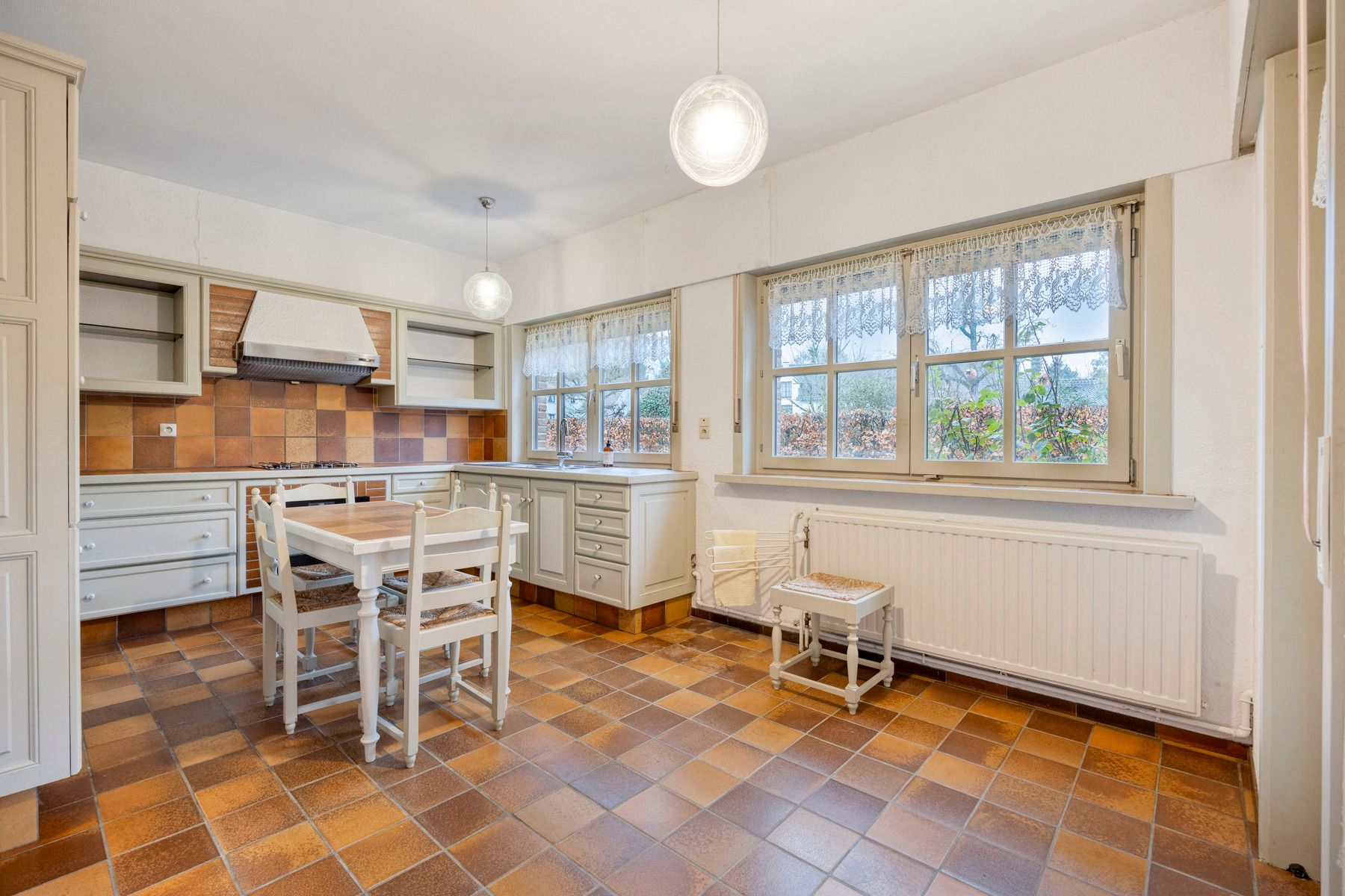 Karaktervolle villa op Toplocatie te Wambeek foto 13