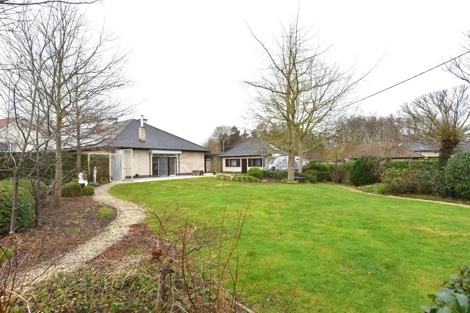 Villa met 3 slaapkamers (mogelijkheid tot meer!) te koop op 1922 m² grond nabij het centrum van Gullegem foto 14