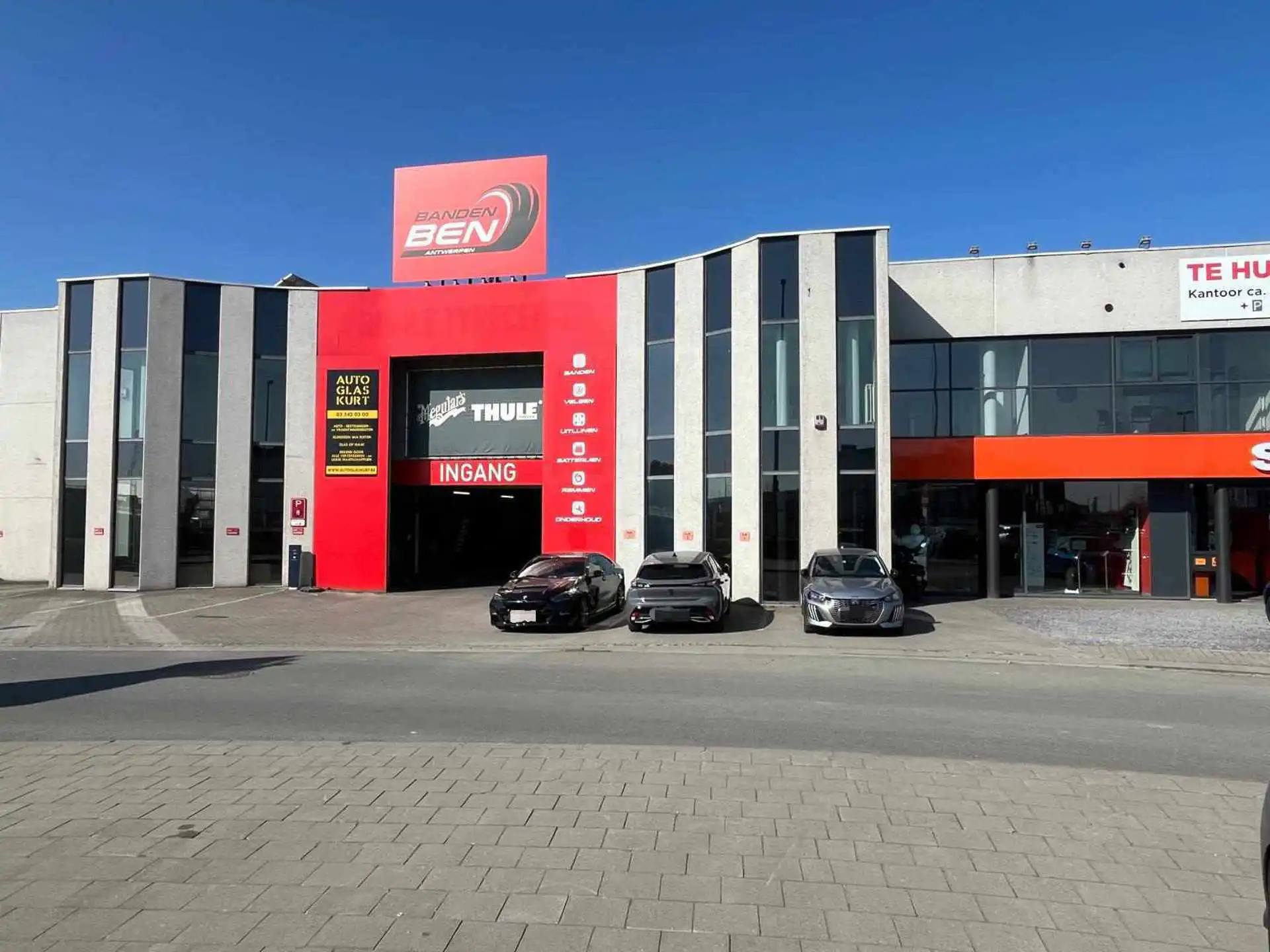 Kantoorruimte van 350 m² - Narvikstraat, Antwerpen foto {{pictureIndex}}