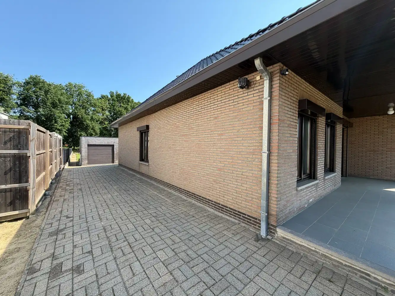 Vrijstaande gezinswoning met royale tuin op toplocatie nabij De Wijers te Zonhoven foto 12