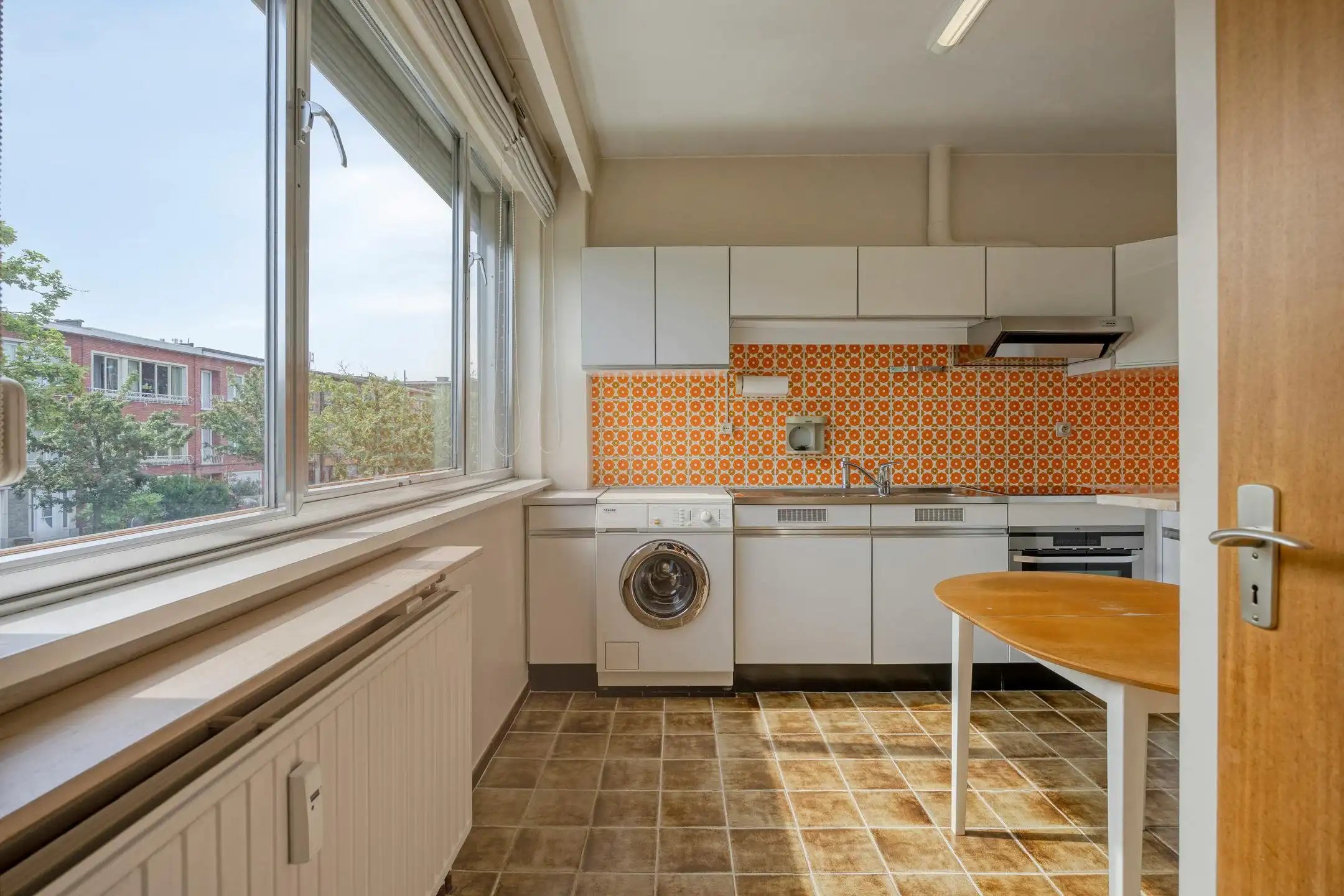 Appartement met 2 slaapkamers en garage te koop in Merksem foto 11