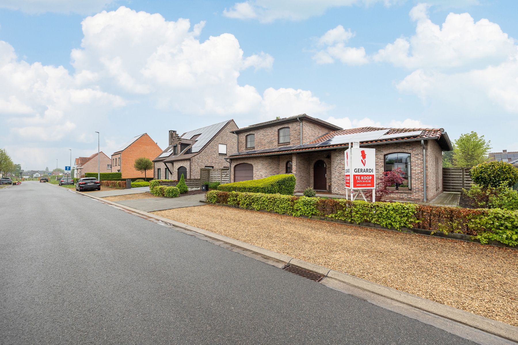 Woning met 2 slaapkamers en garage op 557 m2 grond foto 41