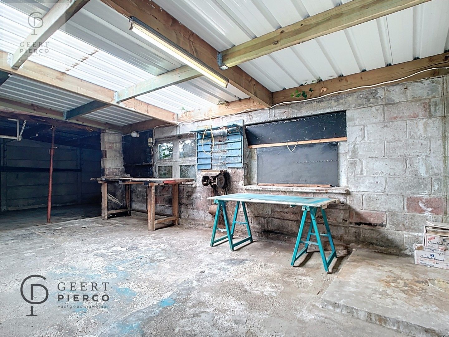 Deze te renoveren woning is gelegen in het landelijke Rumsdorp en dit op slechts enkele minuten rijden van Landen, Zoutleeuw en Tienen. foto 21