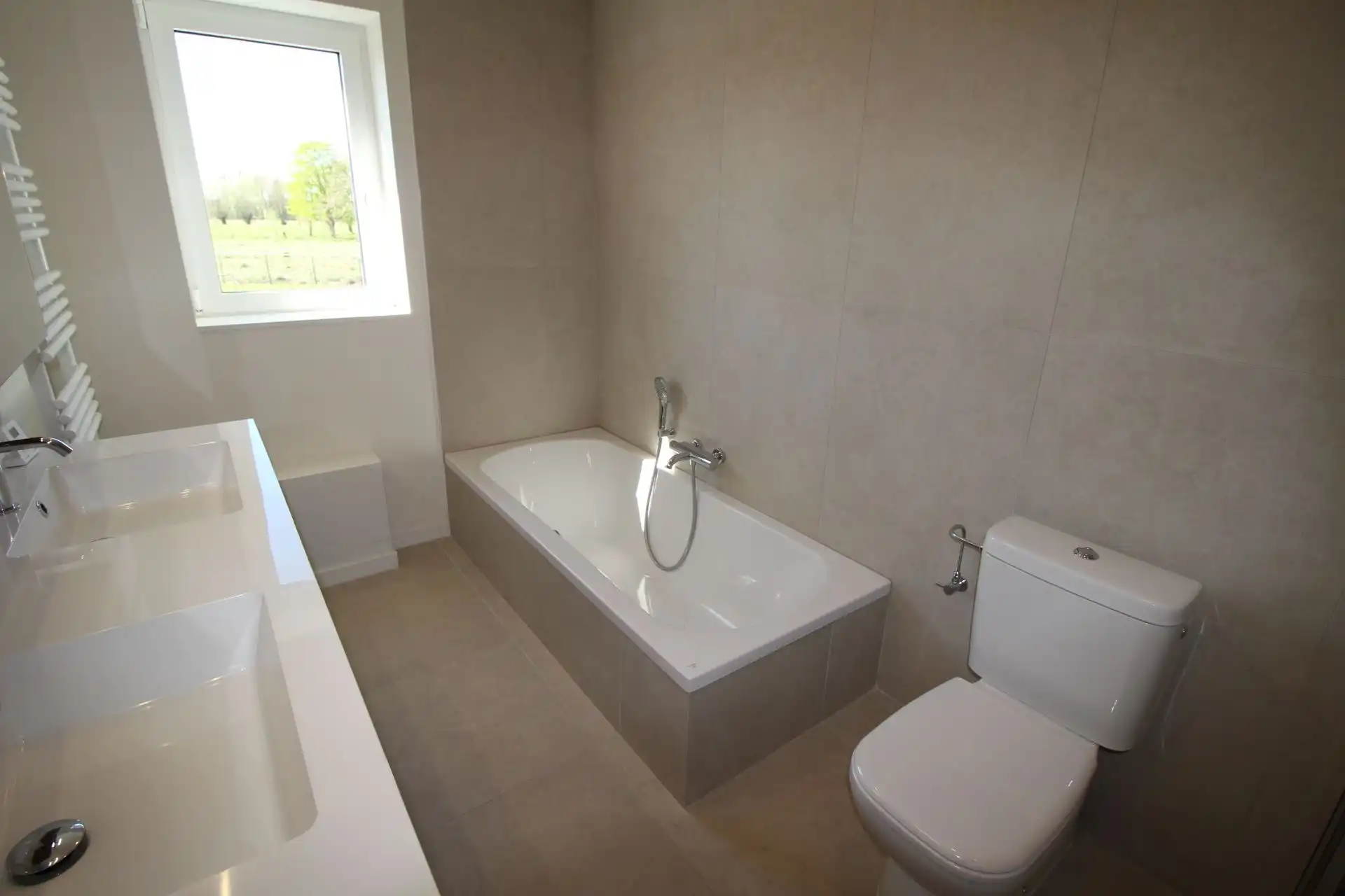 Woning, 3 slpks, voorzien van de nieuwste technieken. foto 15