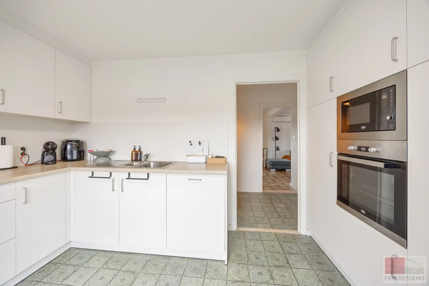 Investeerders opgelet! BUITENKANS - Zeer goed onderhouden opbrengsteigendom met 3 verhuurde entiteiten foto 14