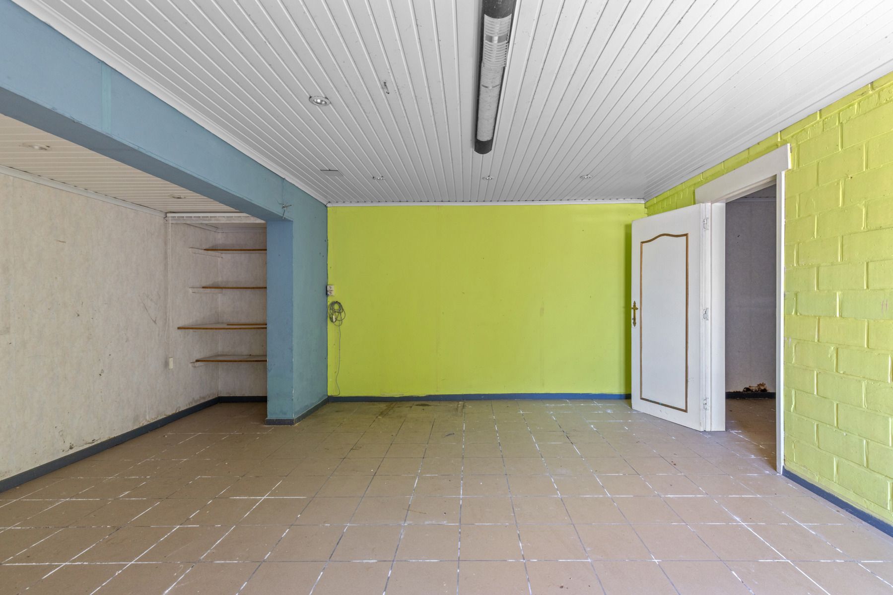 Te renoveren woning met magazijn centrum Heusden foto 22