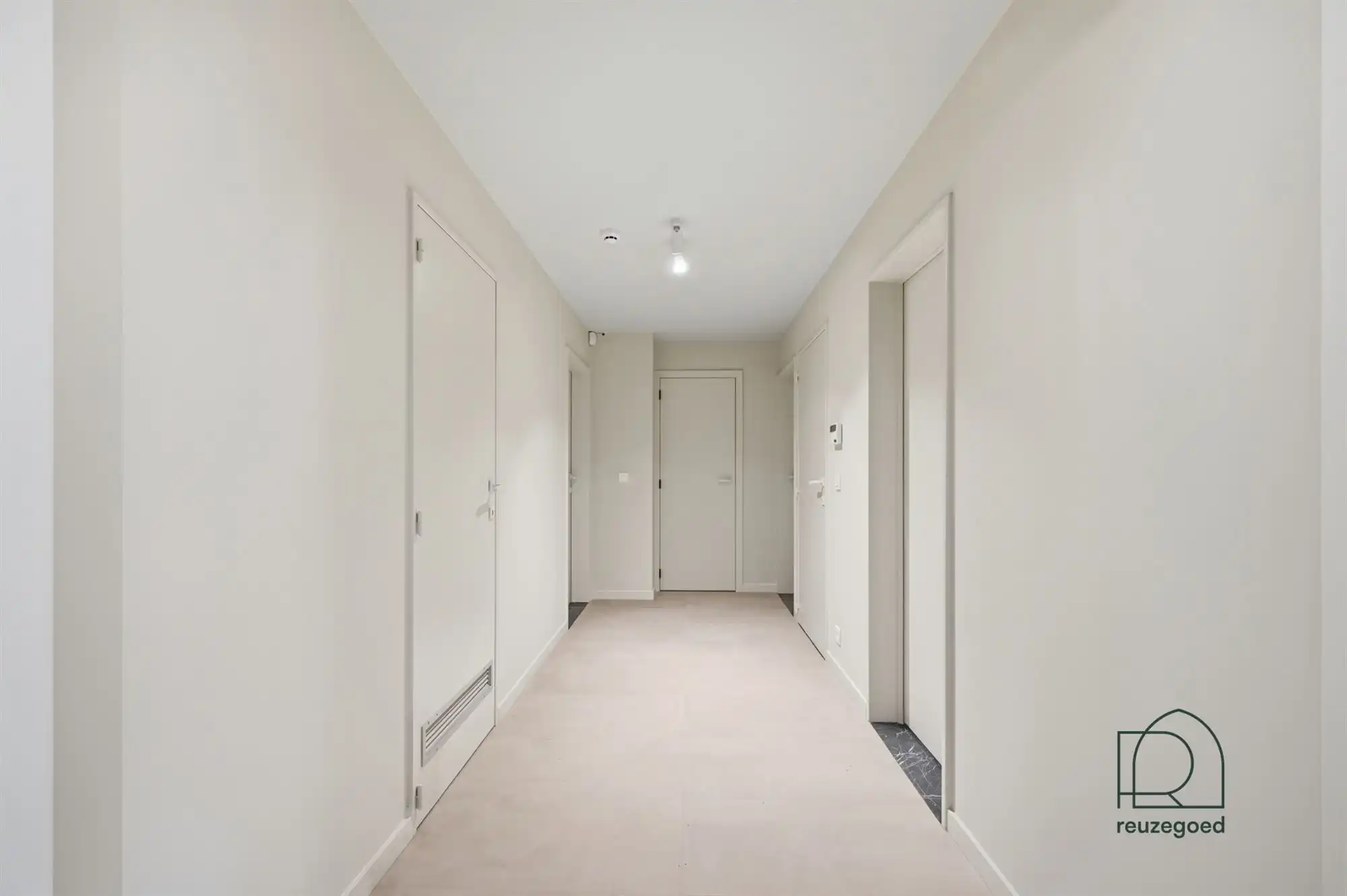 Exclusief gerenoveerd appartement in het groen van Bonheiden foto 12