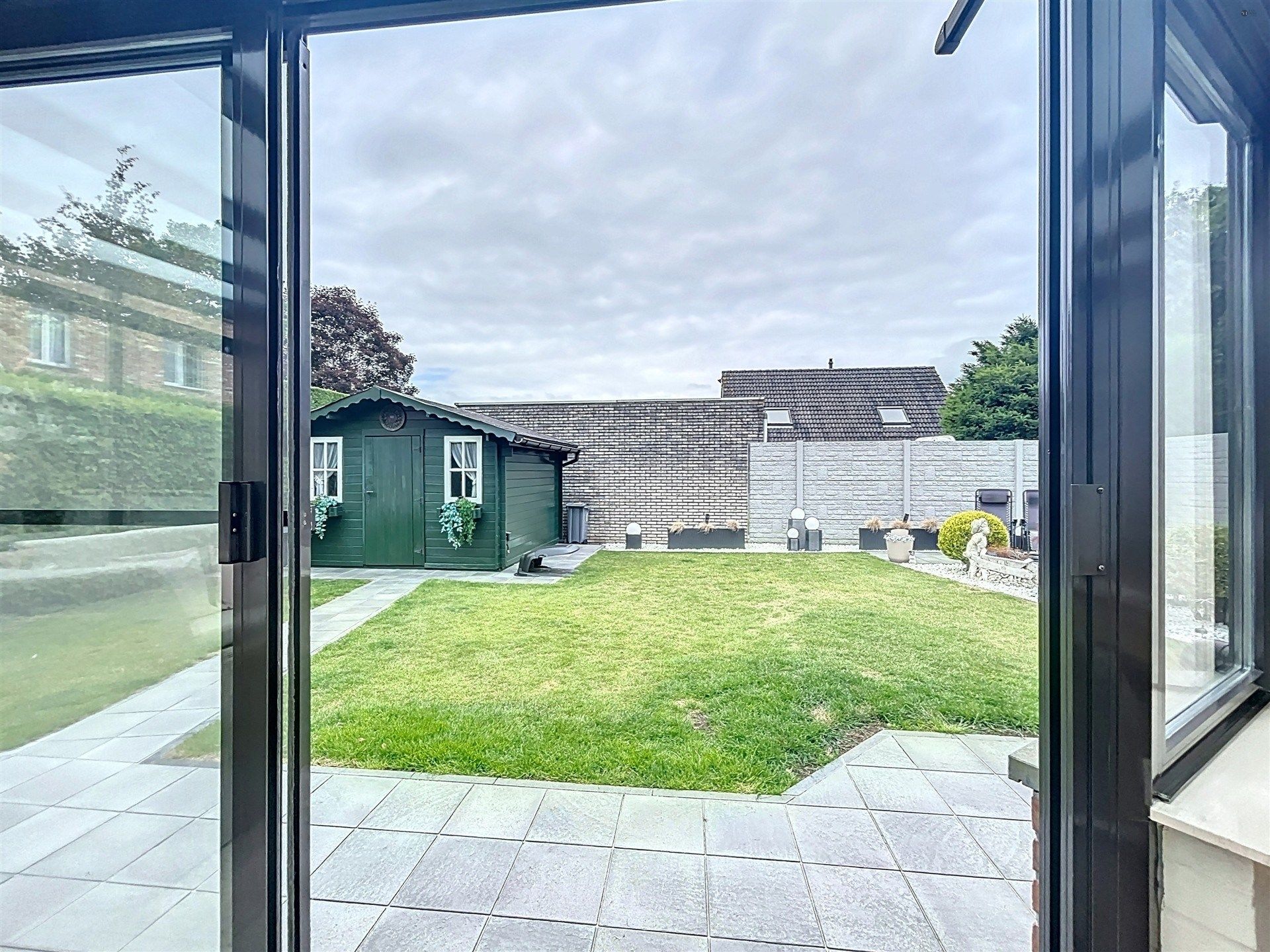 Gezellige bungalow op perceel van 580m² foto 7