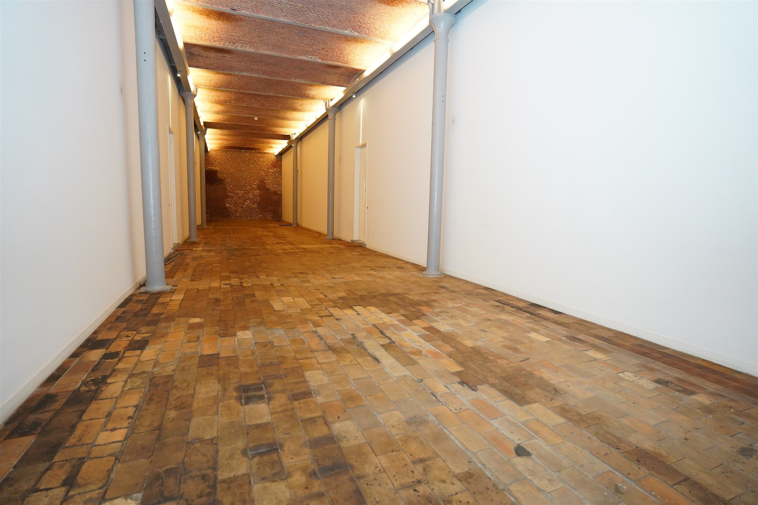 Architecturale luxe loft – zeldzaam, stijlvol & met staanplaats... foto 26