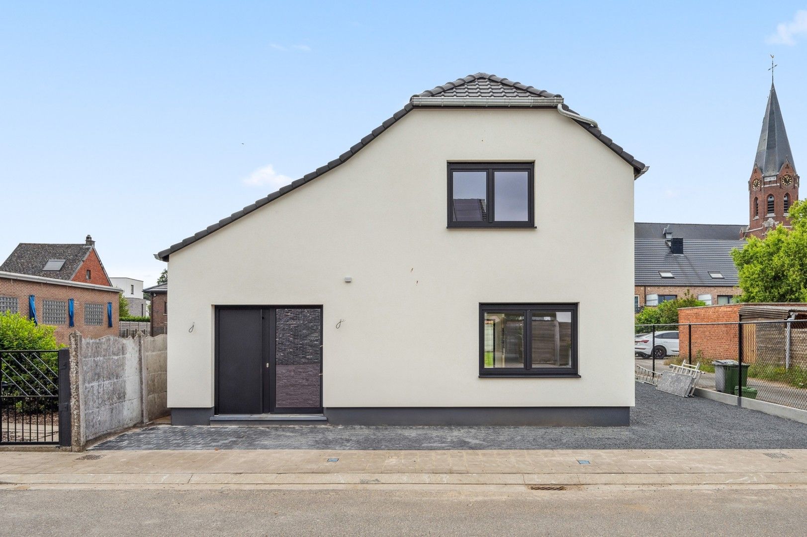 Volledig vernieuwde woning foto 2