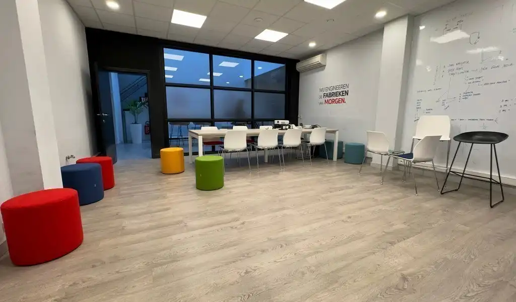 Kantoren te huur aan klaverblad in Gent foto 12