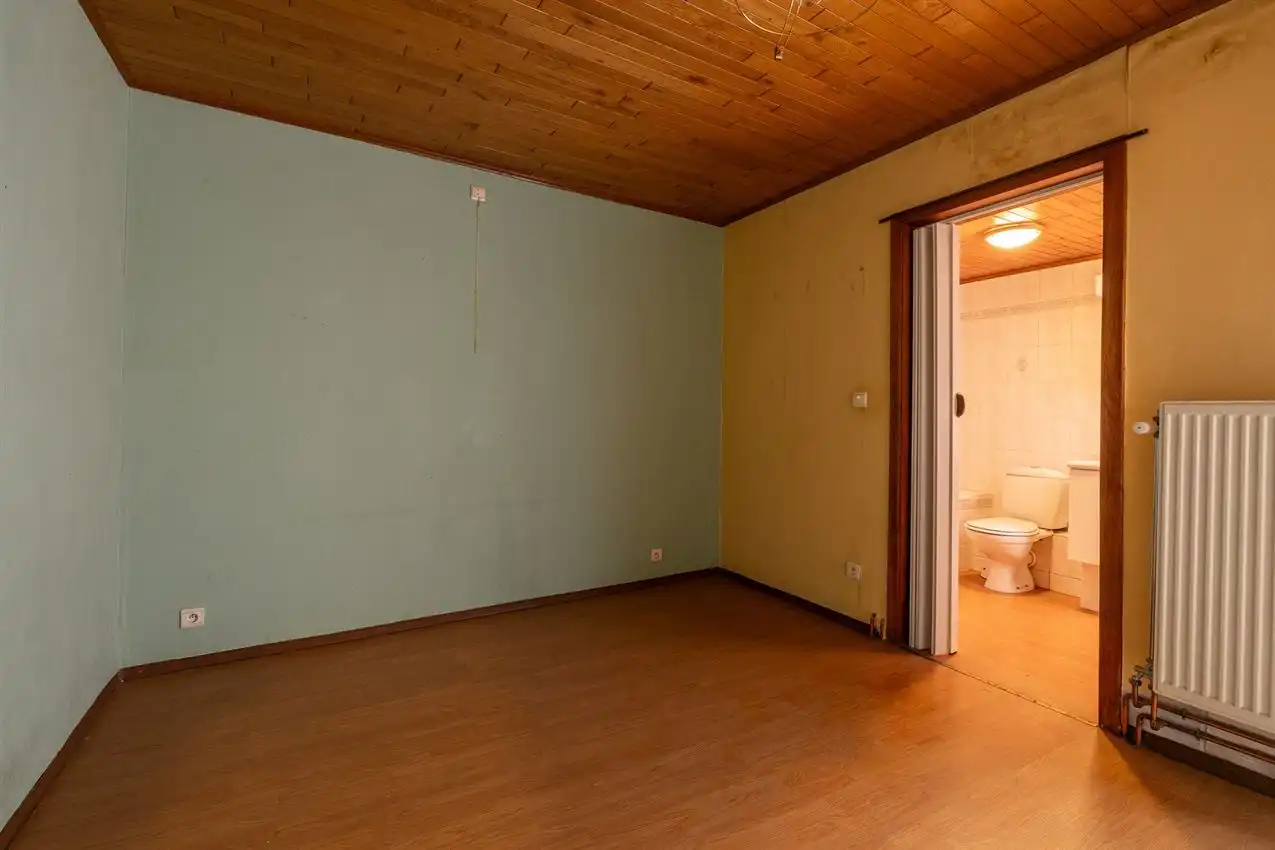 Op te frissen stadswoning met 4slk.  foto 16