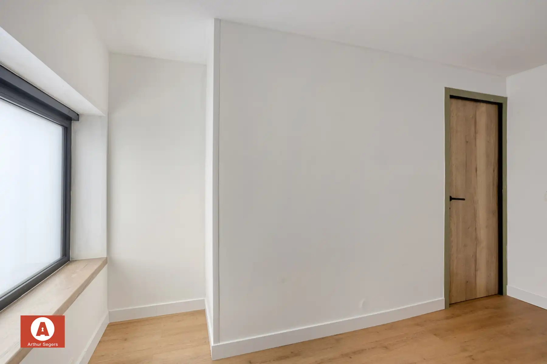 Energiezuinige gezinswoning mét atelier (40 m²) in Peizegem. foto 21