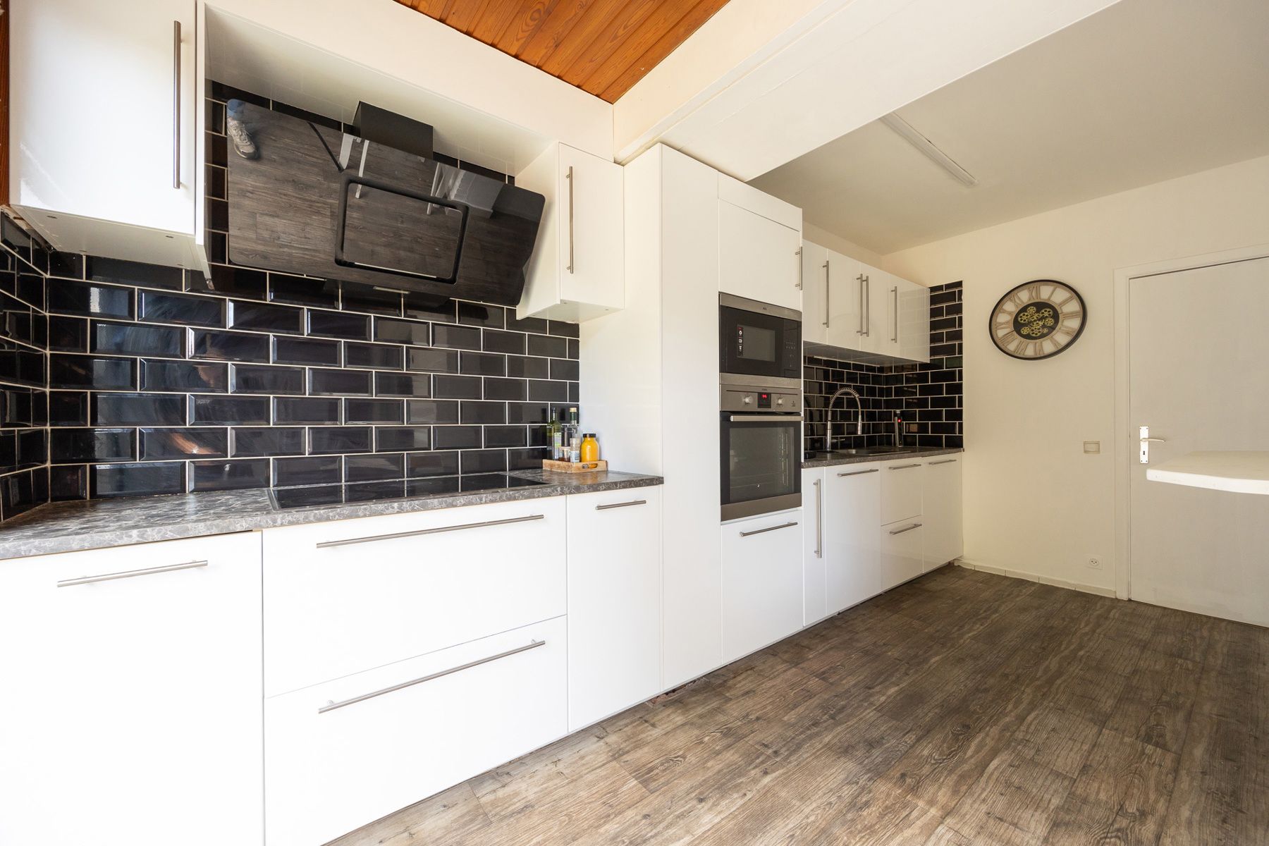 Gerenov. glvl-app (97m²), 2 slpk, autostaanpl. + garage 92m² foto 5