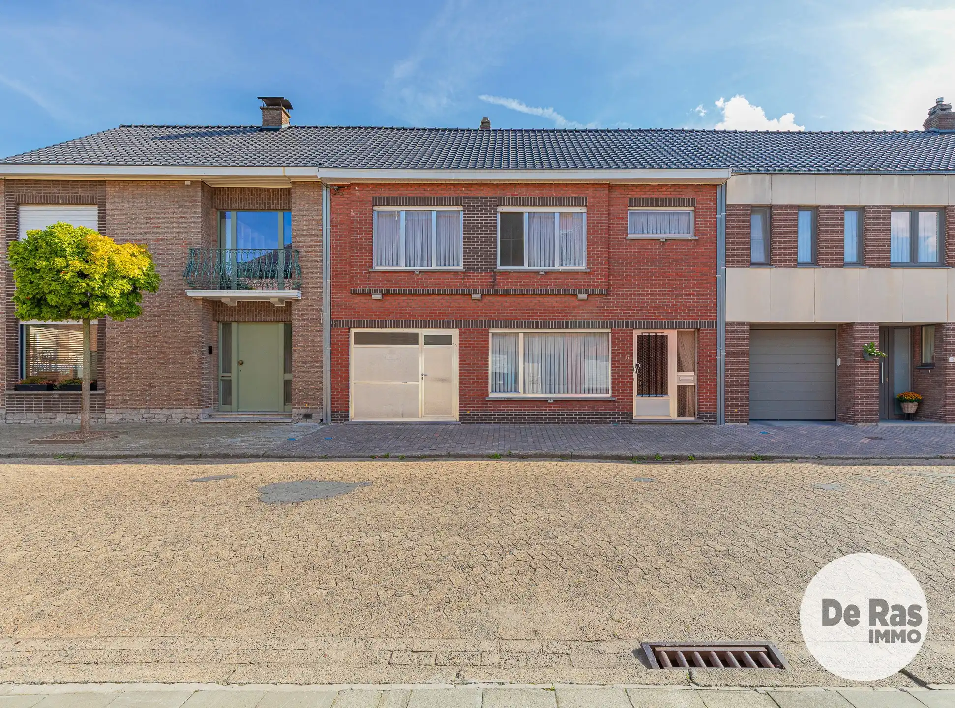 Hoofdfoto van de publicatie: ZELE - Te renoveren woning met 3 kamers en leuke tuin