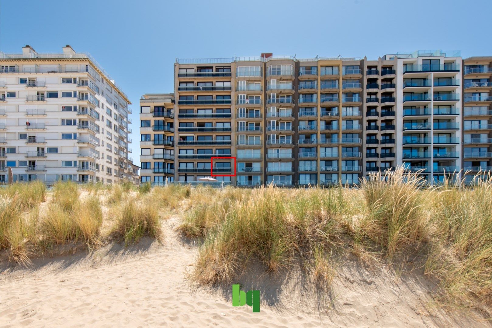 Instapklaar appartement met frontaal zeezicht en luxueuze afwerking foto 18