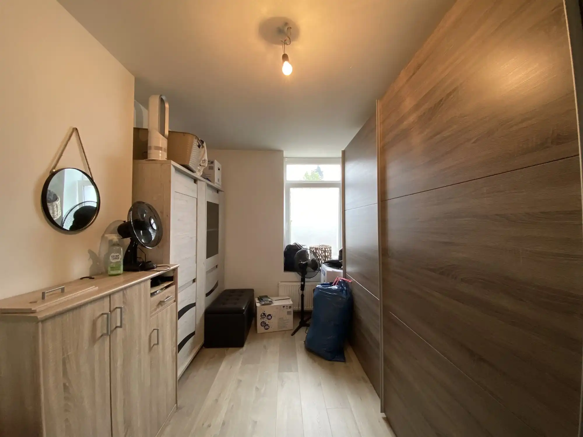 Ruime halfopen bebouwing  met 4 slaapkamers en garage foto 14