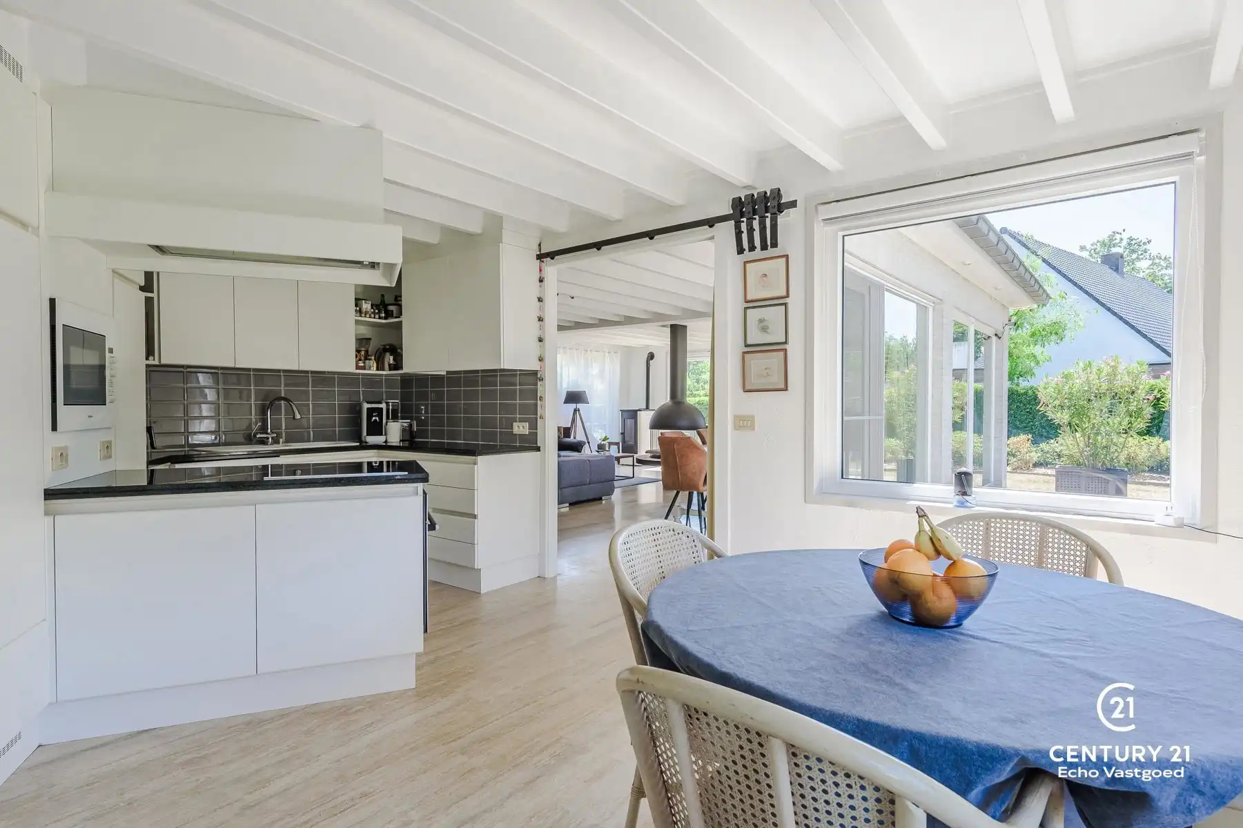 Onderhouden, energiezuinige gelijkvl. villa met mooie tuin foto 10