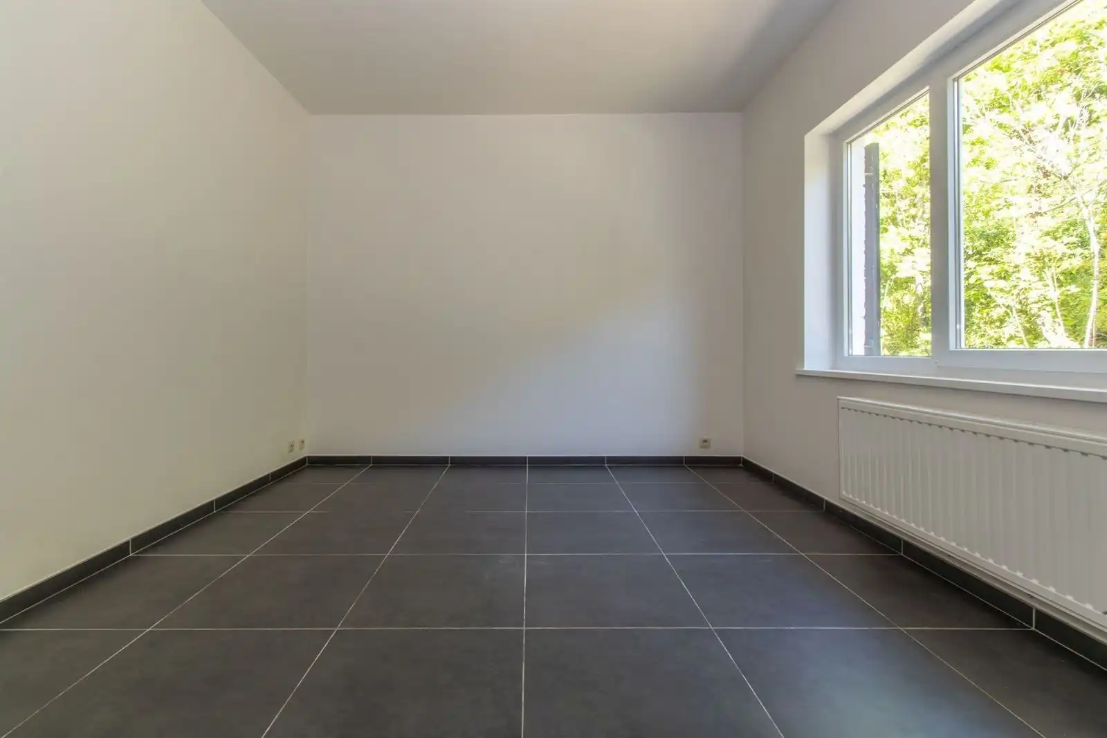 Villa (bungalow) met 3 slaapkamers, garage en prachtige tuin/uitzicht foto 14