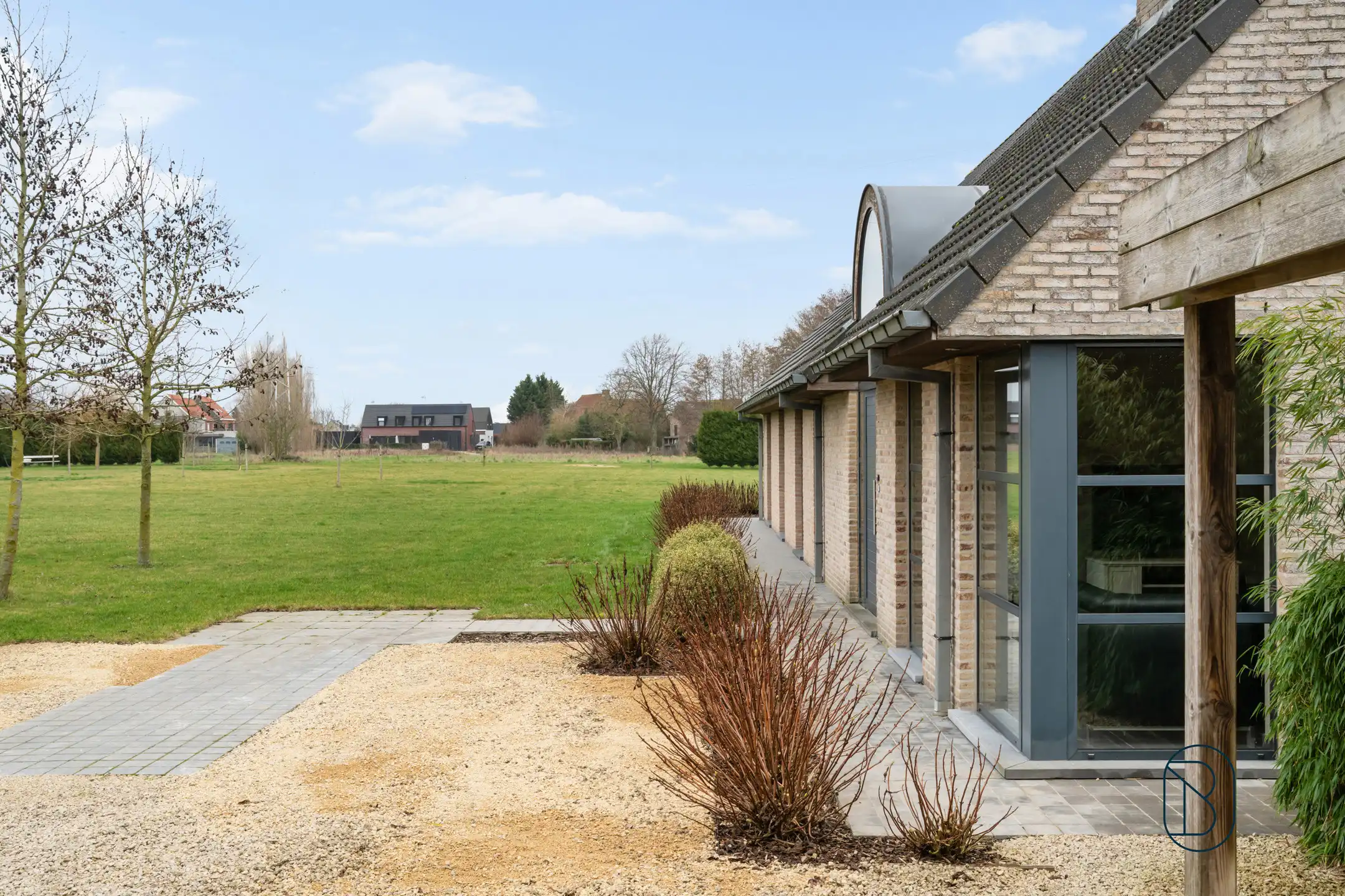 Prachtige eigendom met 2 wooneenheden op 6339m2!  foto 4