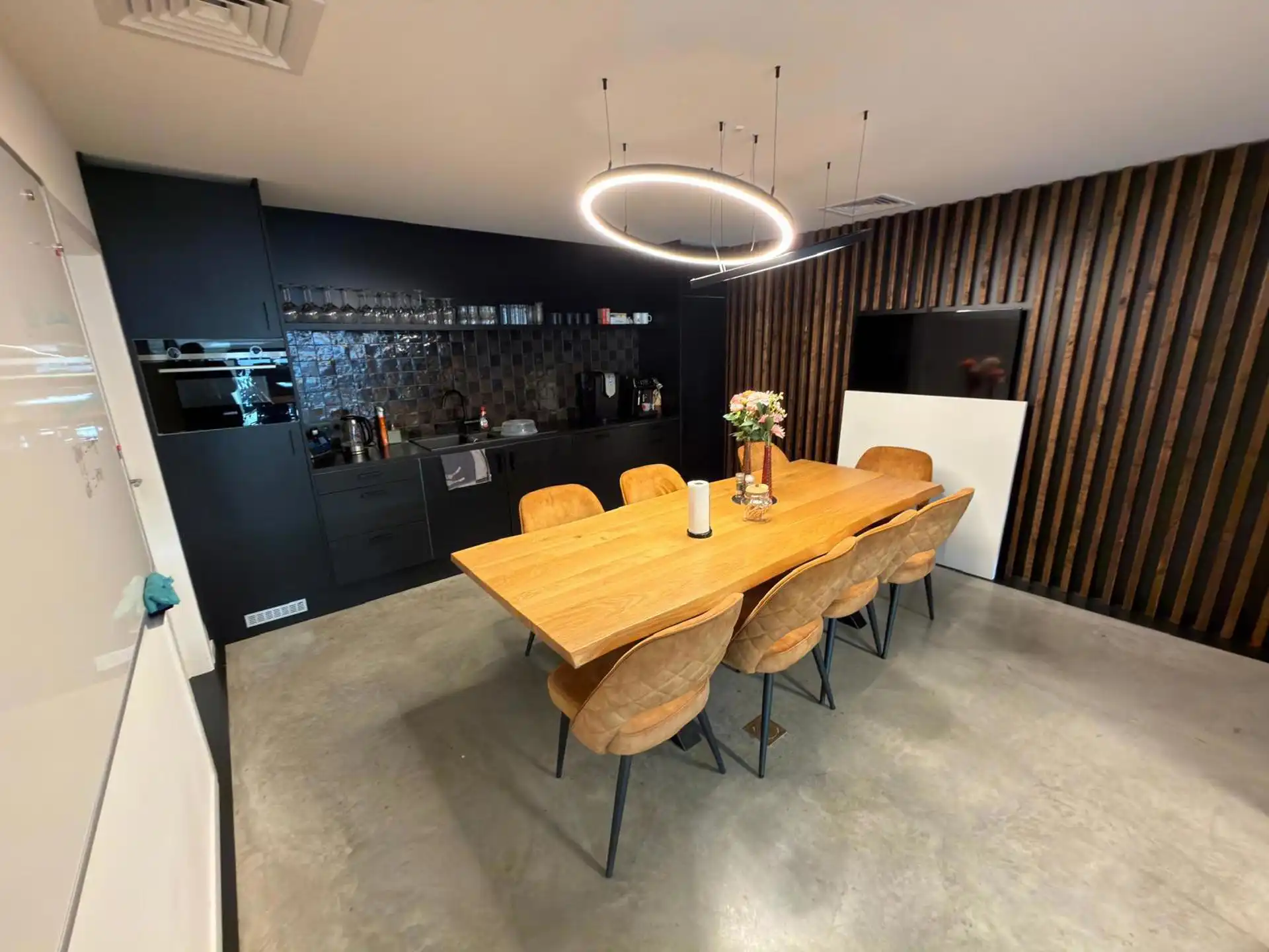 TE KOOP Alken: KMO-unit met kantoren (272m²) foto 8