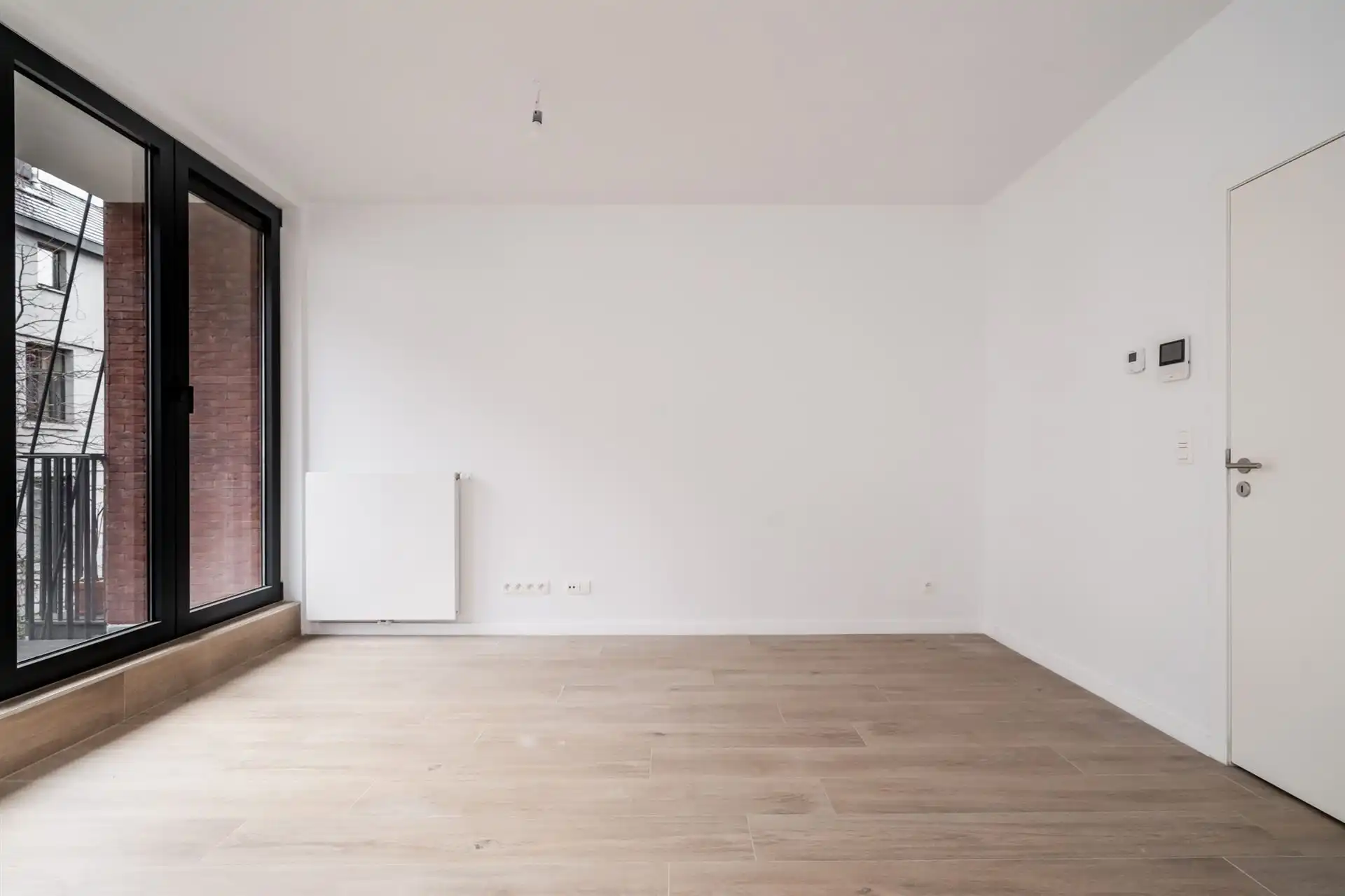 Vlakbij de Tour & Taxis site, prachtig nieuw duplex met 2 slaapkamers en terrassen ! foto 6