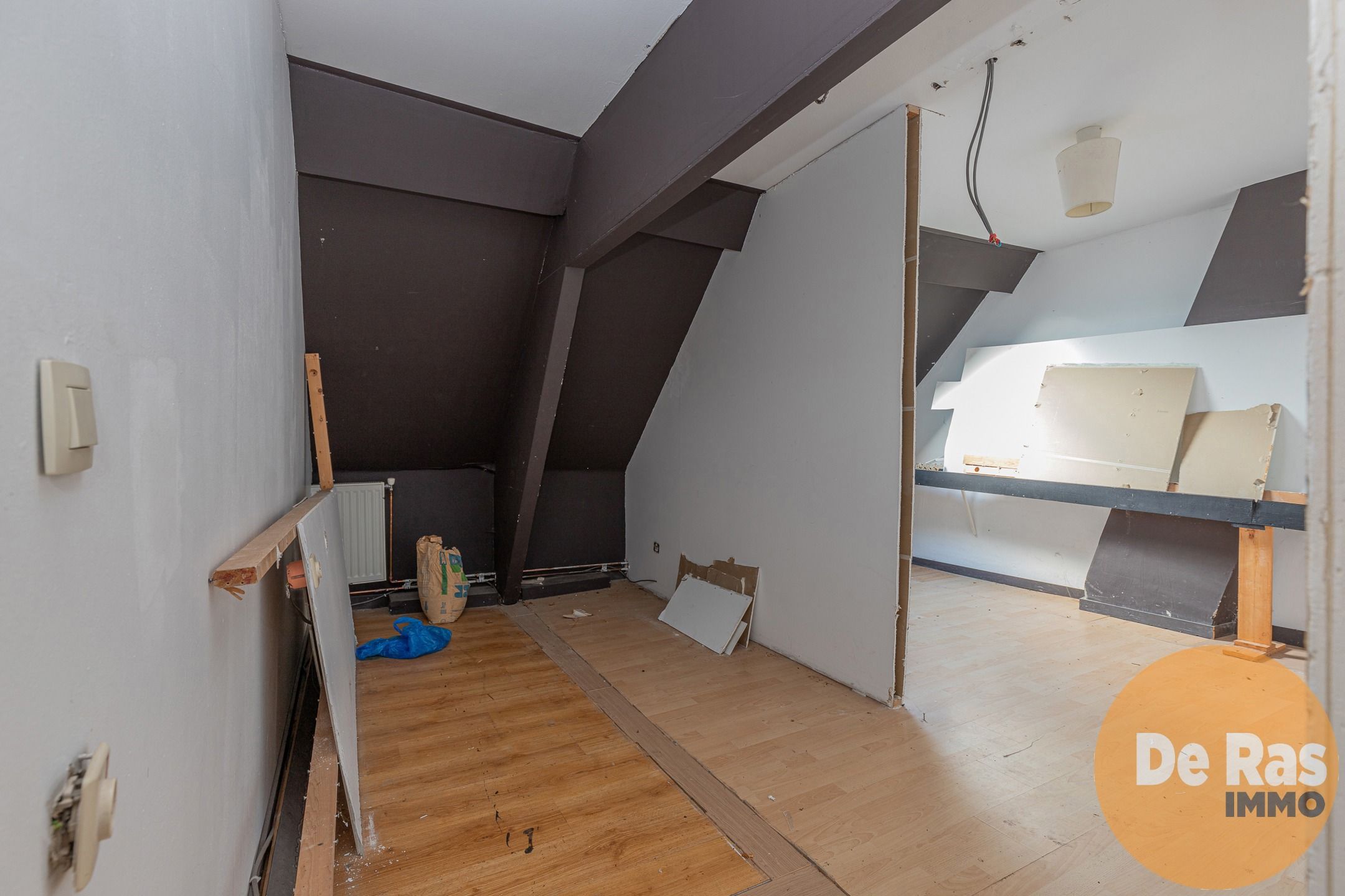 WETTEREN - Voormalig handelspand met 4 slaapkamers foto 16