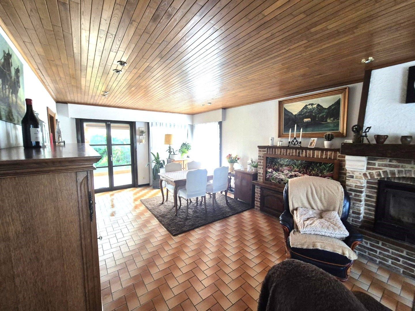 Ruime bungalow met tuin in Zulte foto 3