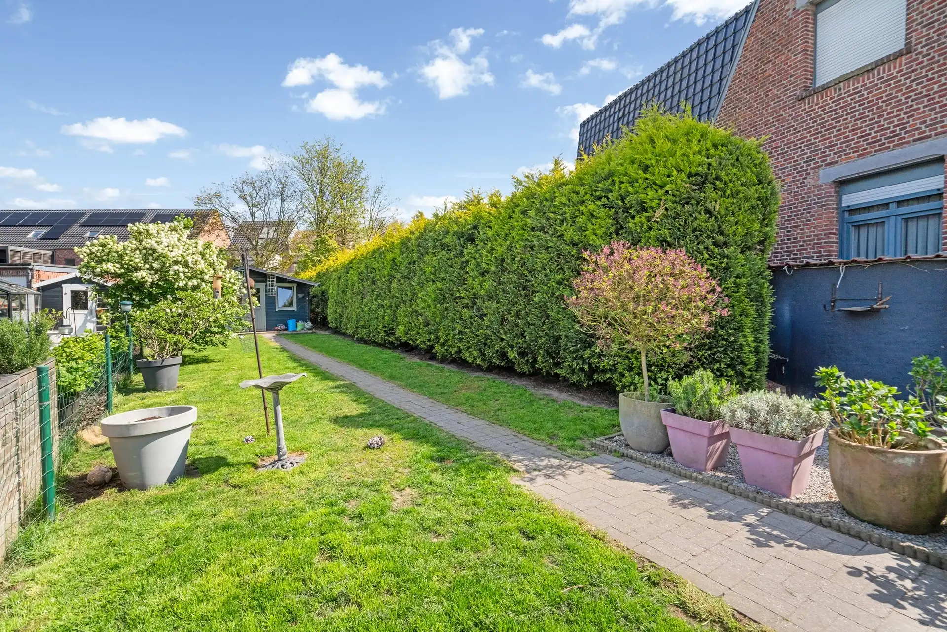 Charmante Half open bebouwing met 2 slaapkamers en prachtige tuin.  foto 10