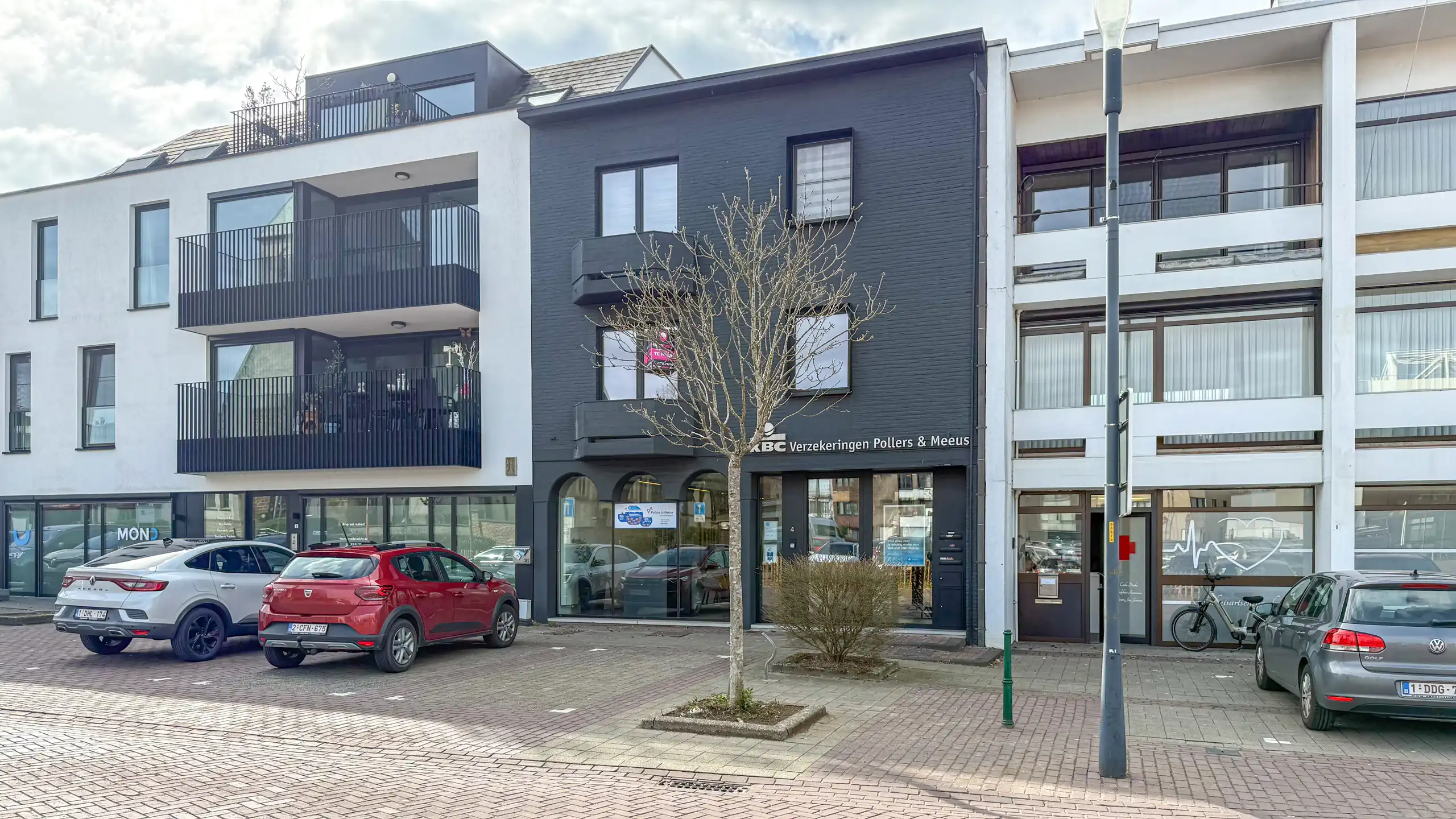 Mooi 2-slaapkamer appartement met terras in het centrum! foto 29