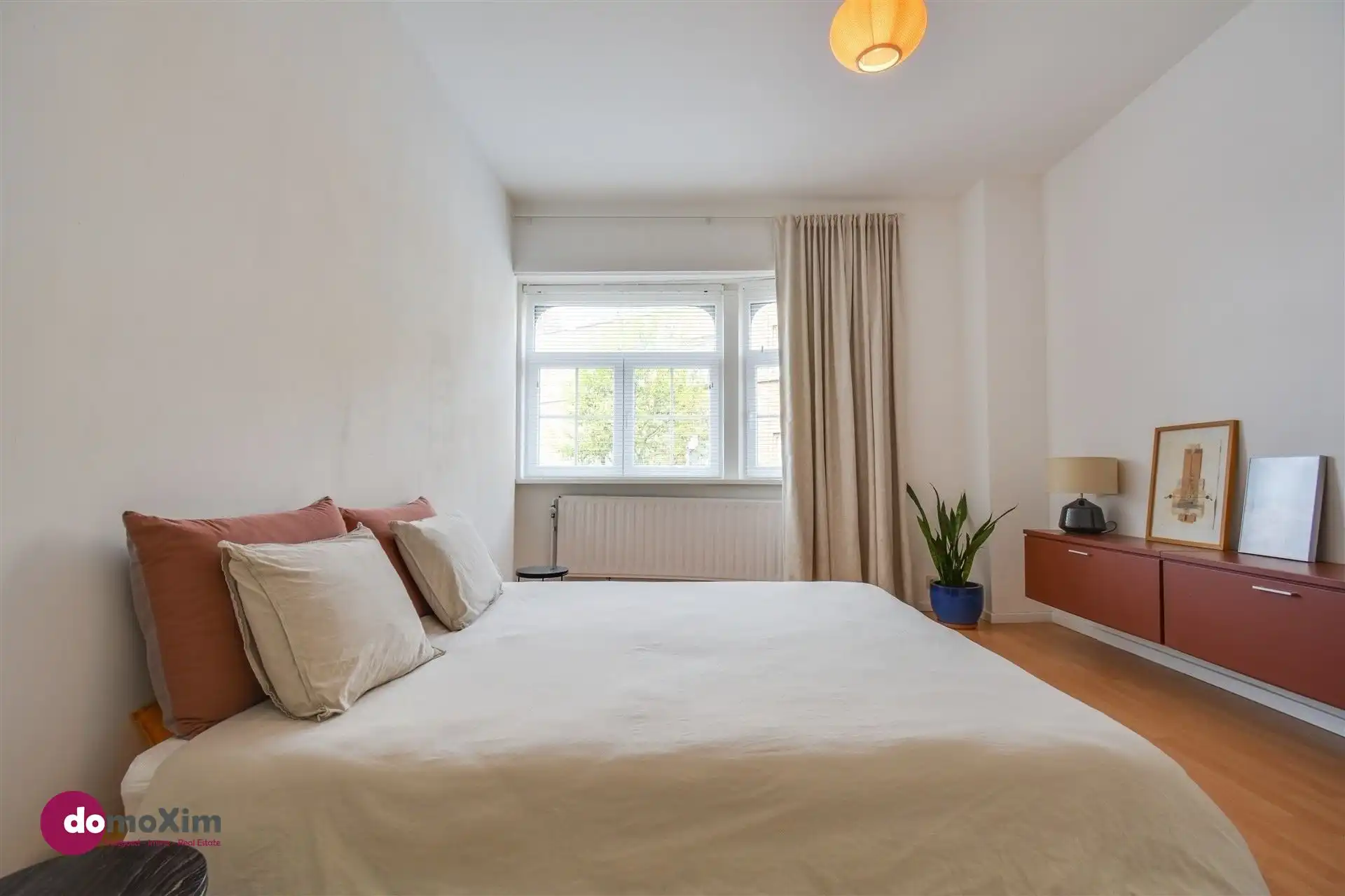 Gerenoveerde woning met vier slaapkamers in Mechelen foto 15