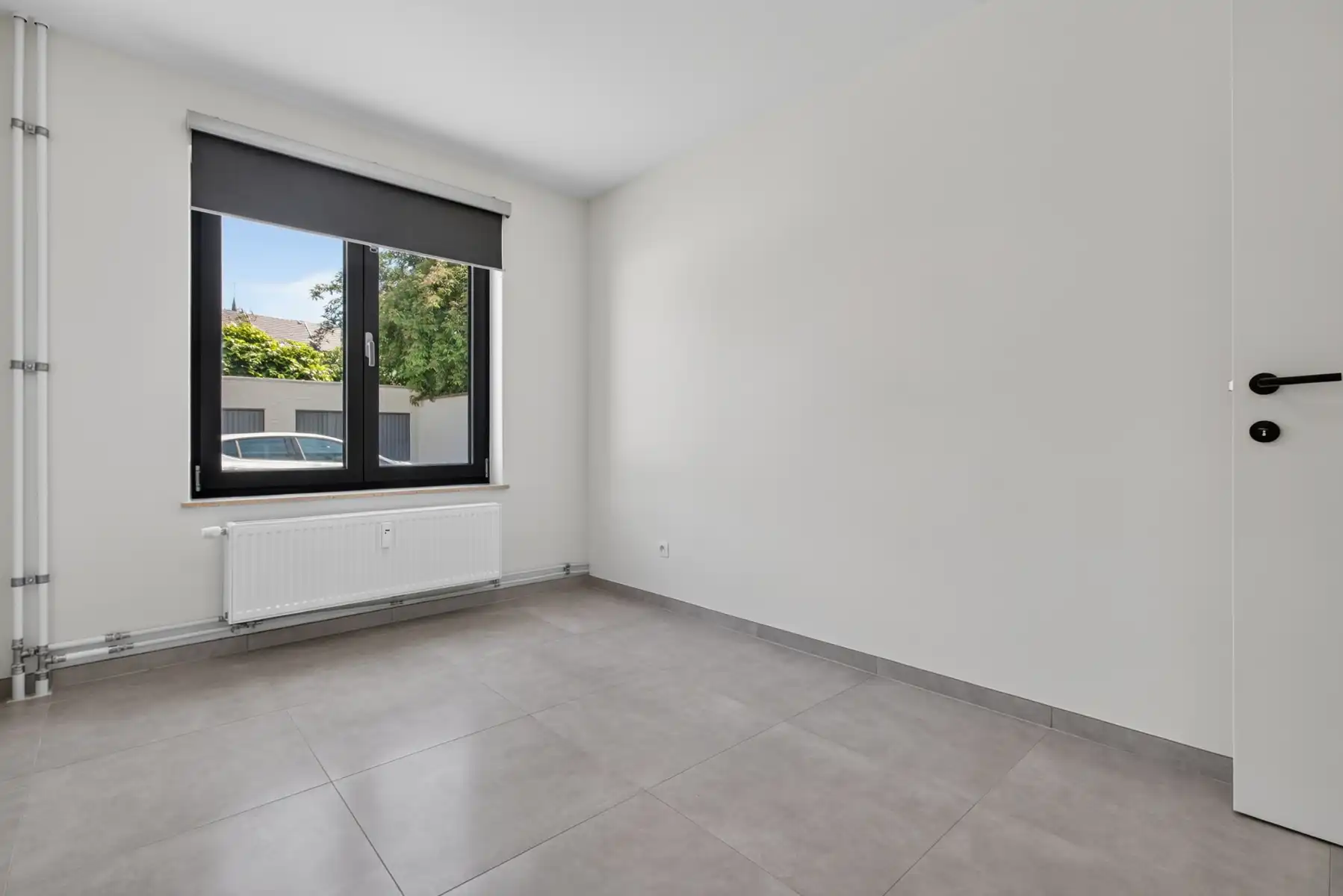 APP. GLV - 2 SLK - GARAGEBOX - CENTRUM - RUSTIG foto 8