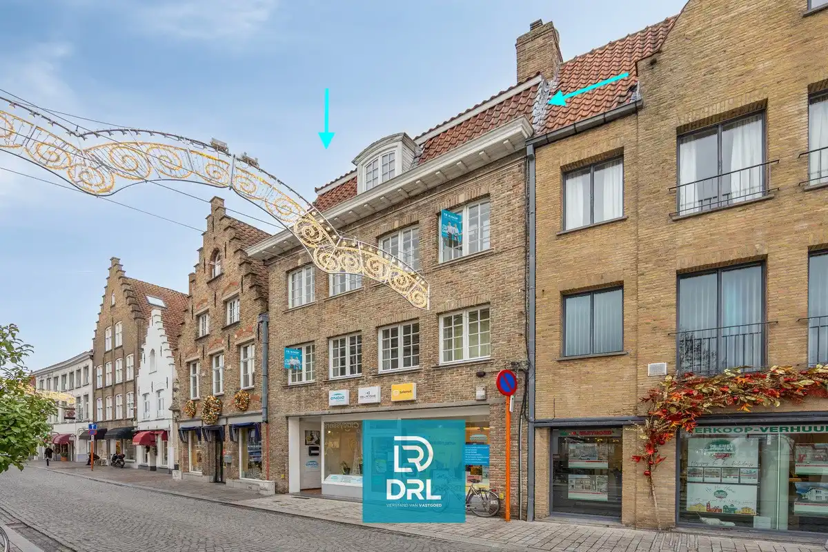 Prachtig appartement met zicht op ’t Zand in hartje Brugge! foto {{pictureIndex}}